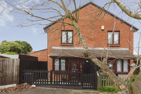 Bernards Close, ILFORD, Essex, IG6