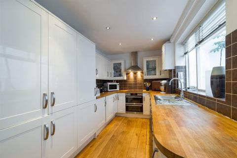 1 bedroom apartment to rent, Fitzroy Square, London W1T