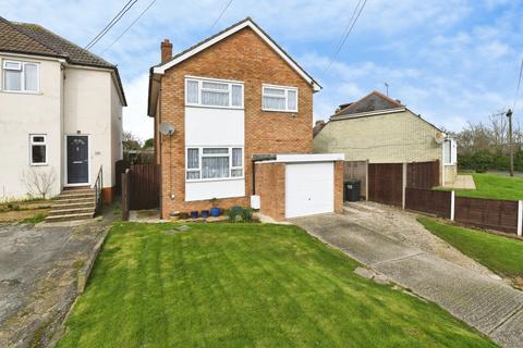 3 bedroom detached house for sale, Challis Lane, Braintree, Essex, CM7