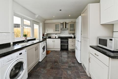 3 bedroom detached house for sale, Challis Lane, Braintree, Essex, CM7
