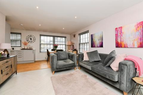 1 bedroom maisonette for sale, Coggeshall Road, Braintree, Essex, CM7