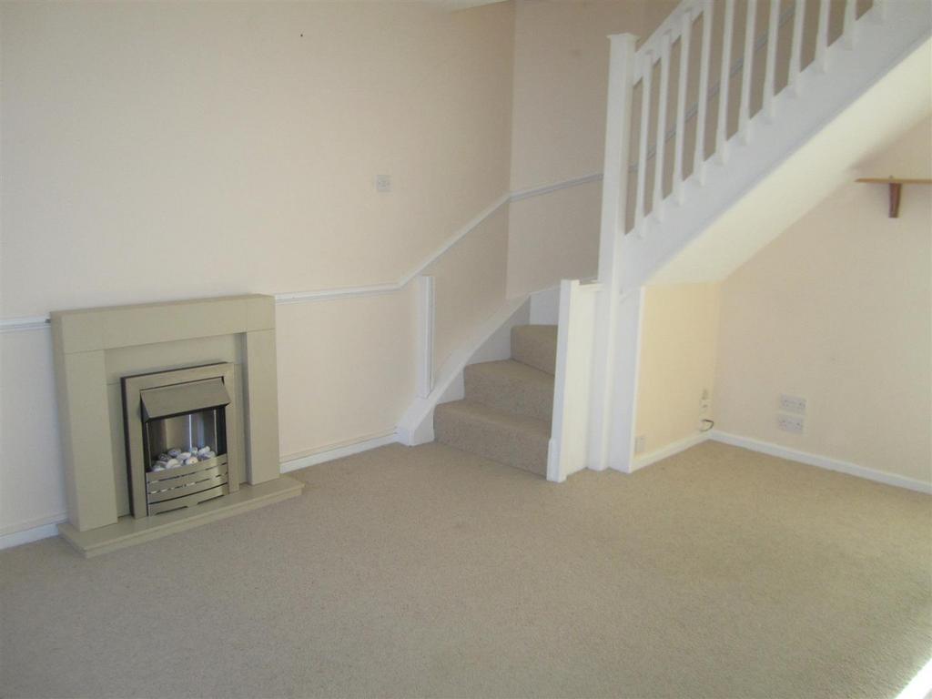 Sitting room when empty