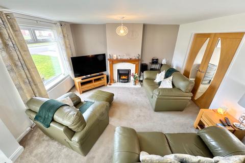 3 bedroom semi-detached house for sale, Herriot Avenue, Kilbirnie