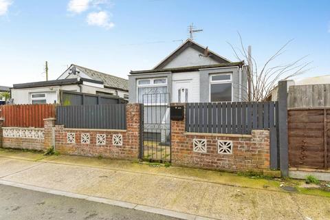 2 bedroom bungalow for sale, Bentley Avenue, Jaywick, Clacton-on-Sea, Essex, CO15
