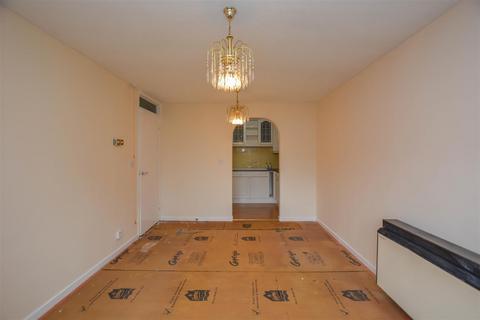undefined, Kings Road, Brentwood