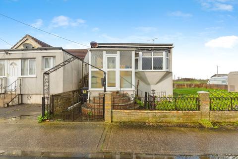 2 bedroom bungalow for sale, Brooklands Gardens, Jaywick, Clacton-on-Sea, Essex, CO15