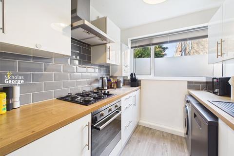 2 bedroom apartment for sale, Heather Court, 48 Russell Road, Moseley, Birmingham, B13