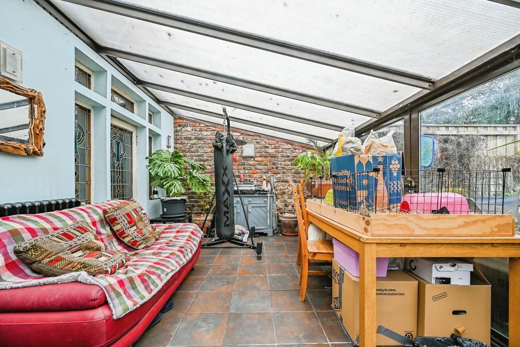 Pbox-IMG.jpg