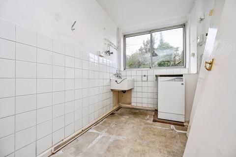 undefined, Handley Court, Liverpool, Merseyside, L19