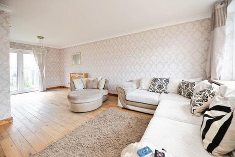5 bedroom house for sale, Gobions Avenue, Romford, RM5