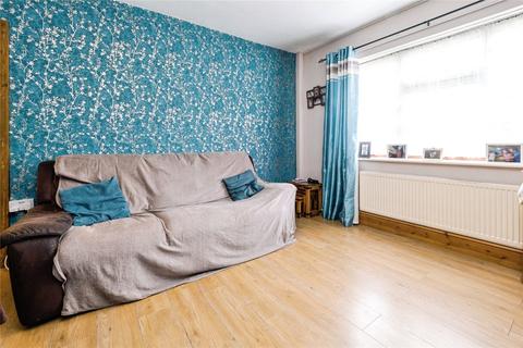 undefined, Chelmsford Avenue, ROMFORD, Essex, RM5
