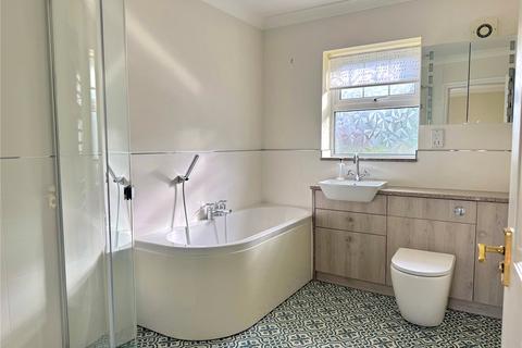 4 bedroom detached house for sale, Cwrt Hwfa, Bangor, Gwynedd, LL57