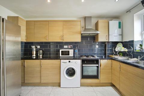 undefined, Powell Gardens, Dagenham, RM10