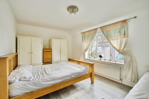 undefined, Powell Gardens, Dagenham, RM10