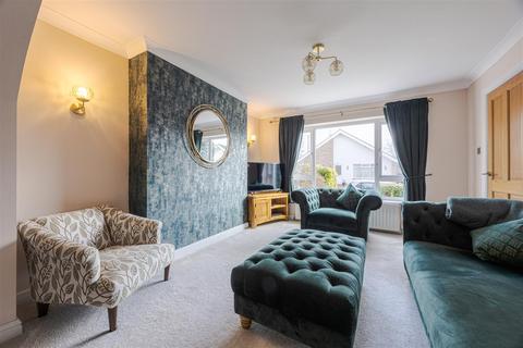 undefined, Parkhill Rise, Winterton