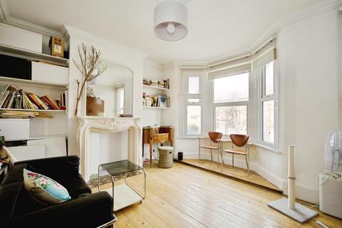 1 bedroom flat for sale, Wakefield Street, East Ham, London, E6
