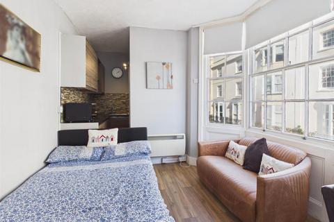 Studio for sale, Marine Parade, Brighton