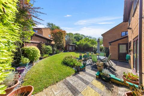 undefined, Rossendale Drive, Barton Seagrave, NN15