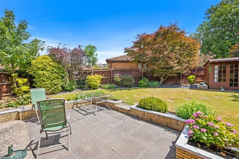 undefined, Rossendale Drive, Barton Seagrave, NN15