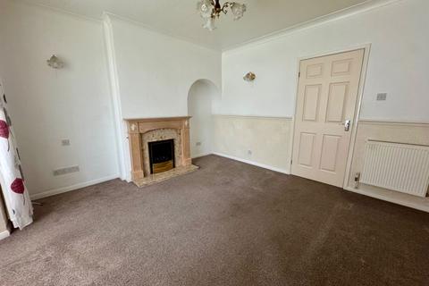 3 bedroom end of terrace house to rent, Mansion Crescent, Smethwick B67