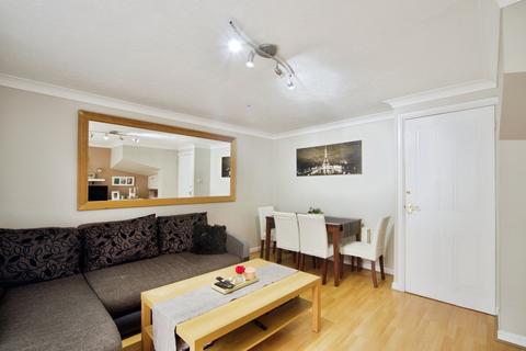 2 bedroom terraced house for sale, Henry Addlington Close, Beckton, London, E6