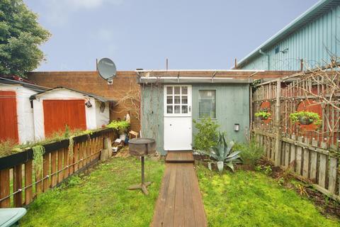 2 bedroom terraced house for sale, Henry Addlington Close, Beckton, London, E6