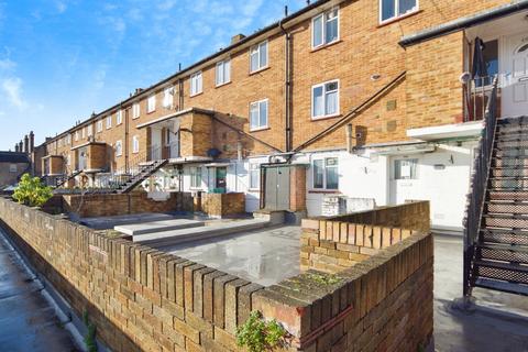 1 bedroom flat for sale, Barking Road, East Ham, London, E6