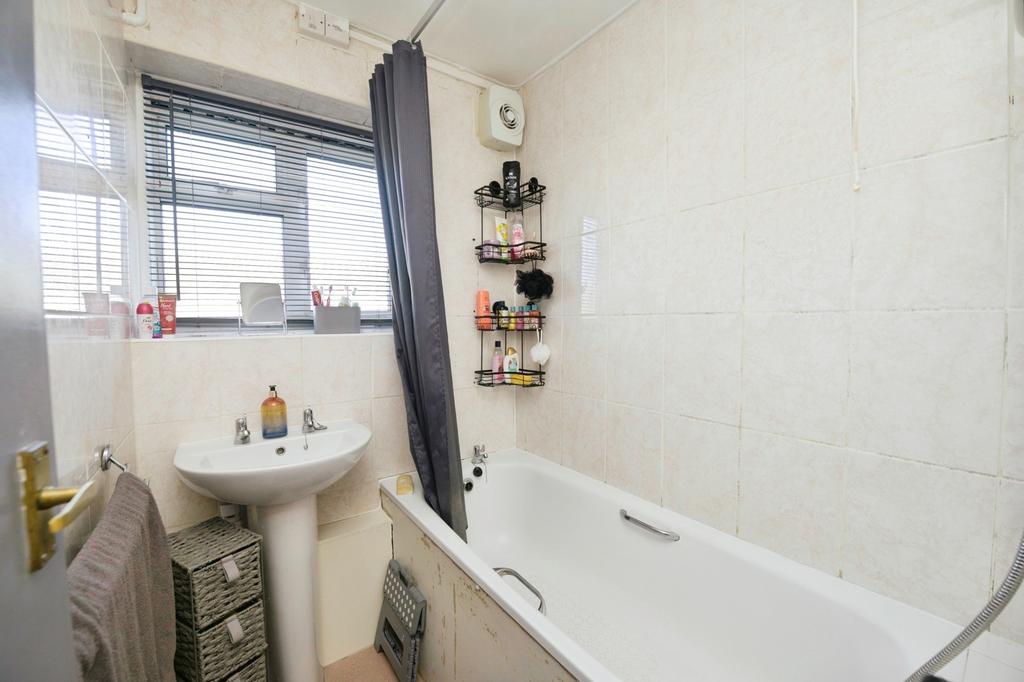 Pbox-IMG.jpg