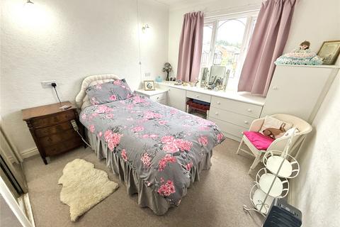 1 bedroom flat for sale, Flat 33 Grizedale Court, Forest Gate, BLACKPOOL, Lancashire, FY3