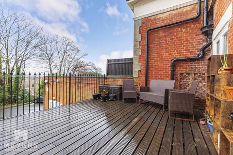Owls Road, Bournemouth, BH5 1