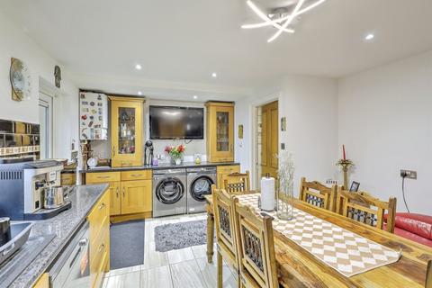 3 bedroom terraced house for sale, Ermine Road, Northampton