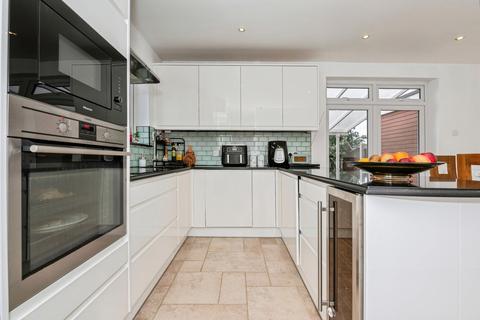 3 bedroom semi-detached house for sale, Lowlands Road, Aveley, South Ockendon, Essex, RM15