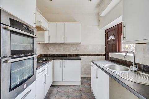 3 bedroom end of terrace house for sale, Halliwell Road, BOLTON, Lancashire, BL1