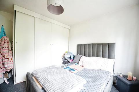2 bedroom flat for sale, Mimosa Close, Romford, RM3