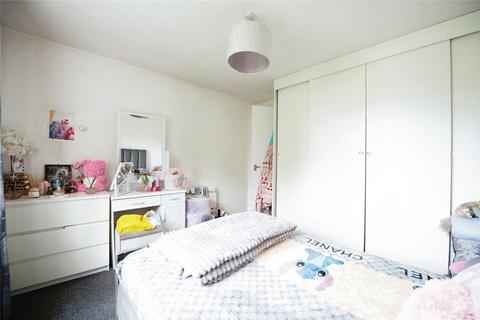 2 bedroom flat for sale, Mimosa Close, Romford, RM3