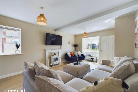undefined, Kentmere Avenue, St. Helens, WA11