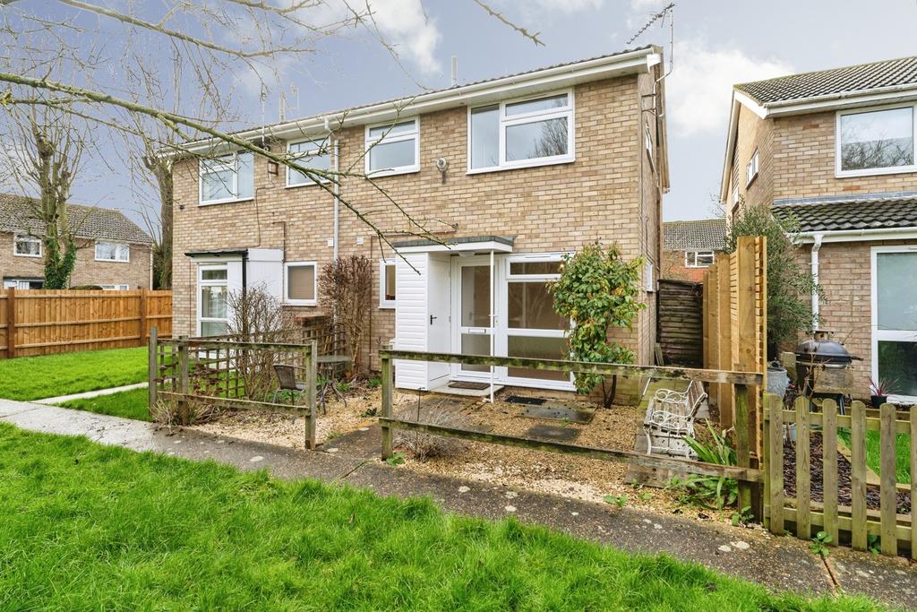 1 bedroom semi-detached house for sale