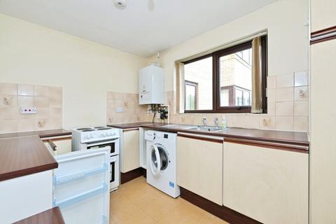 2 bedroom flat for sale, St. Stephens Place, Cambridge, Cambridgeshire, CB3