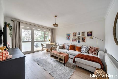 1 bedroom apartment for sale, Copers Cope Road, Beckenham, BR3