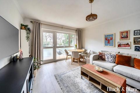 1 bedroom apartment for sale, Copers Cope Road, Beckenham, BR3
