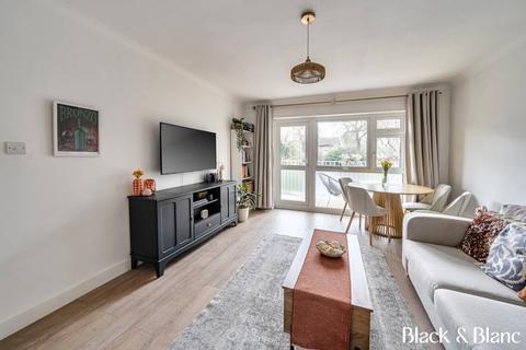 1 bedroom apartment for sale, Copers Cope Road, Beckenham, BR3