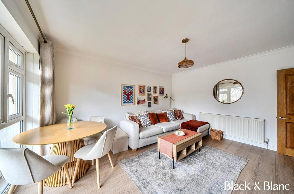Living/Dining Room