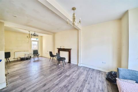 3 bedroom terraced house for sale, Richford Road, London, E15