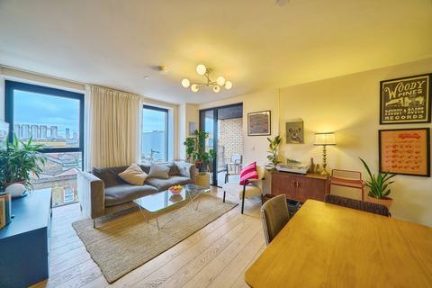 2 bedroom flat for sale, Vale Road, London, E7