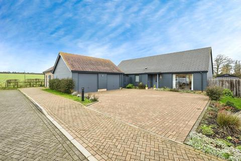 undefined, Larkfield, CAMBRIDGE, Cambridgeshire, CB21
