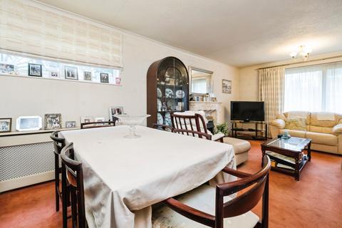 undefined, Parkmore Close, Woodford Green, IG8