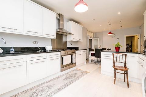 6 bedroom end of terrace house for sale, Chelmsford Road, LONDON, London, E18