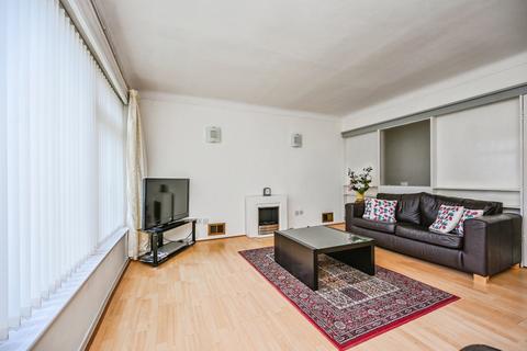 undefined, Avon Court, Crosby, Merseyside, L23