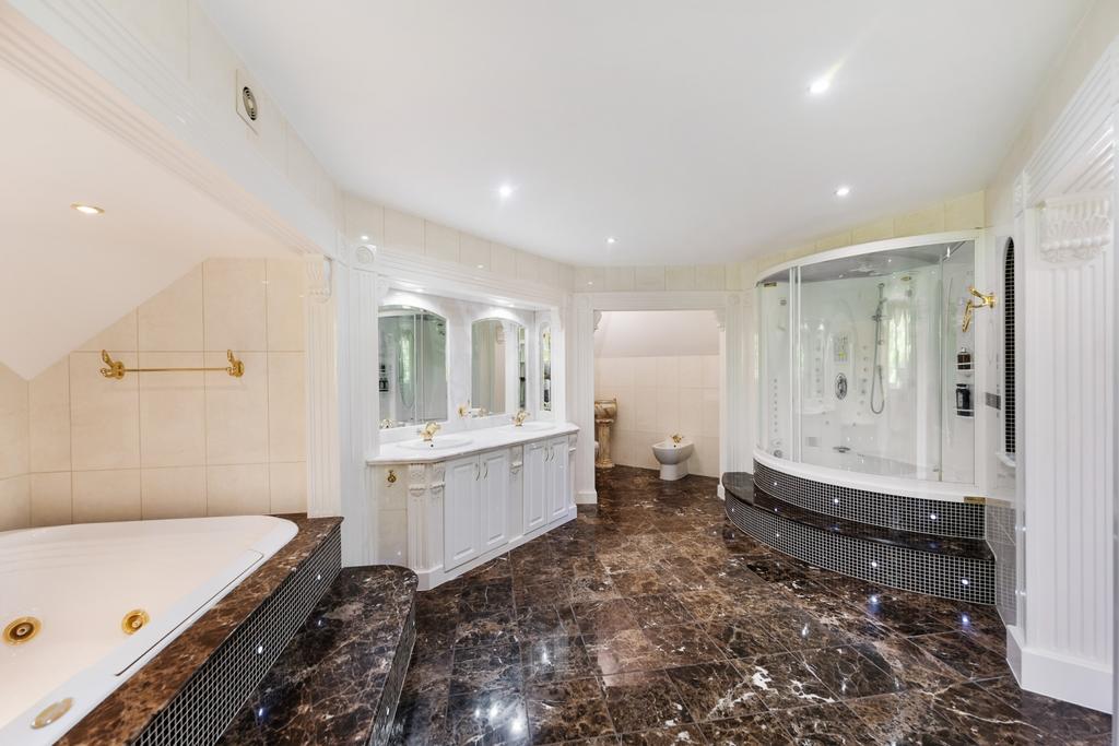 Luxury En-suite