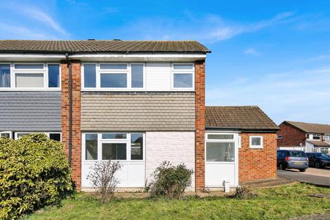 3 bedroom end of terrace house for sale, Woodrush Way, Chadwell Heath, RM6